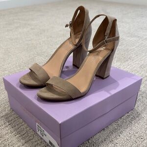 Madden Girl - Beella Blush Tan Block Heel Sandals Size 7.5 - Like New